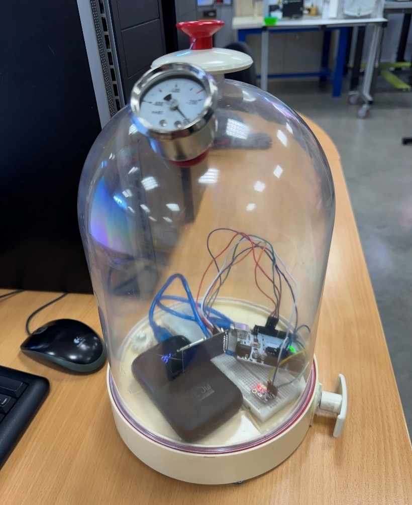 Test sous cloche &agrave; vide
